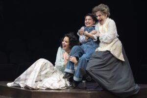 Janet Ulrich Brooks, Kai Edgar, Alexandra Silber in The Music Man at Marriott Theatre